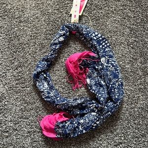 Lily Pulitzer fit target scarf